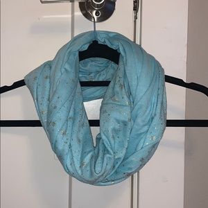 Blue reversible infinity scarf